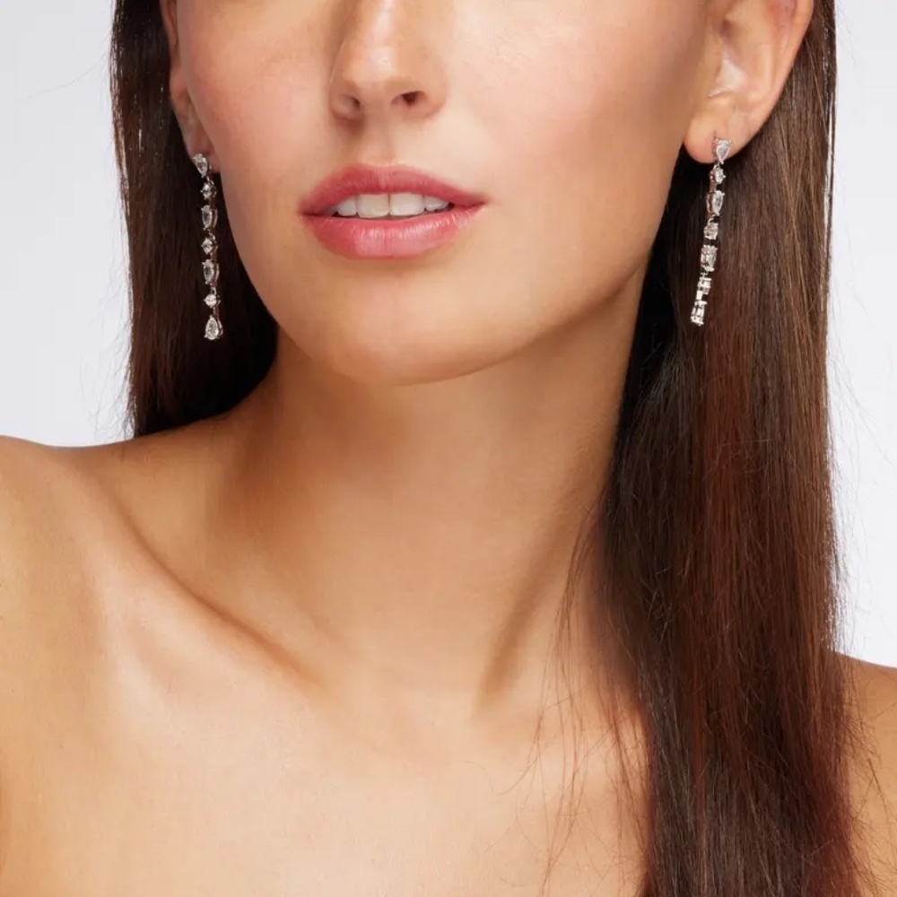 Nordstrom Solitaire Pear Shaped Cubic Zirconia Glam Linear Drop Earrings::NEW:: - Picture 4 of 6